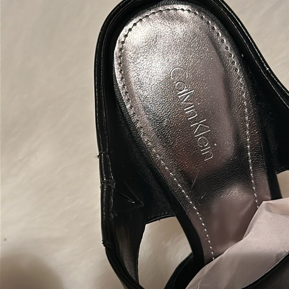 Brand new Calvin Klein Satchel peep toe mule heels - Picture 6 of 8